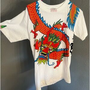 Single stitch all over graphics. 🔥 Vintage shirt. Dragon! Hong Kong streetwear